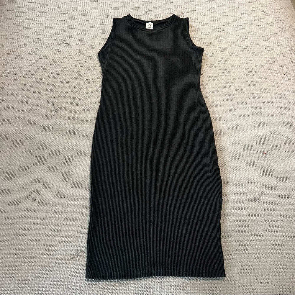 Black Textured Midi Dress Size Medium Zig Zag Stripe